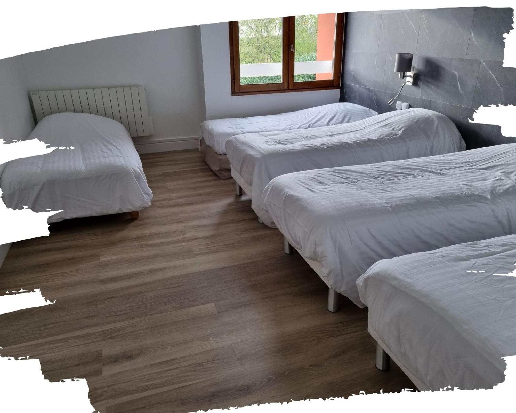 Hotel Du Cheval Blanc Cerizay Zewnętrze zdjęcie