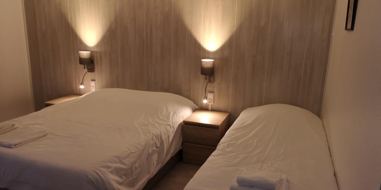 Hotel Du Cheval Blanc Cerizay Pokój zdjęcie